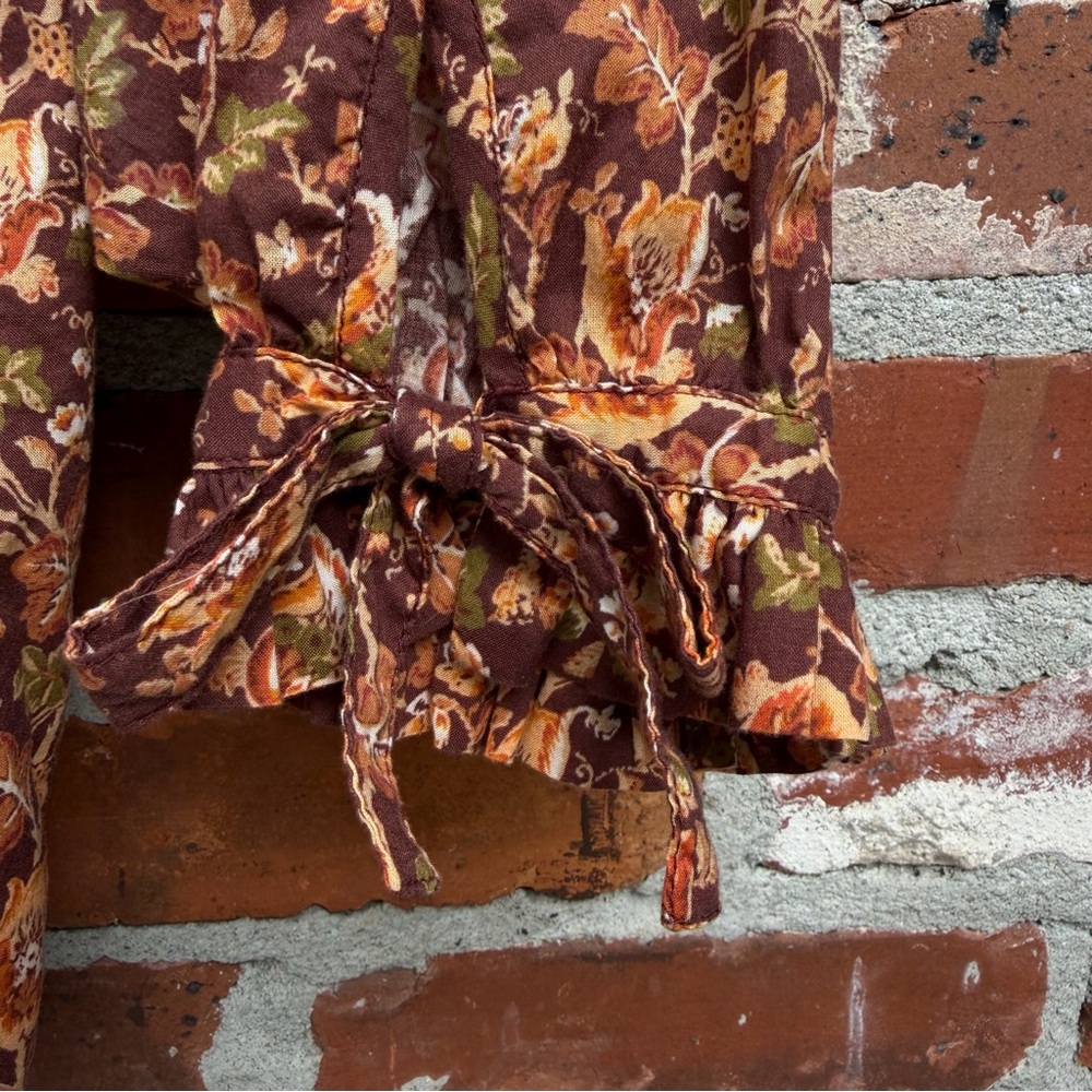 Doen Brown Floral Ruffle-Neck Button Front Blouse - Picture 3 of 10